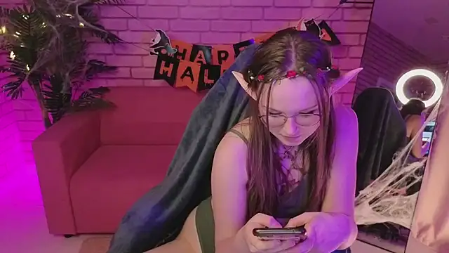 SirenaBlessing online show from 10.27.25