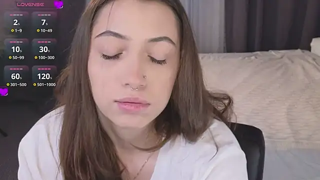 Snapshot of slow_flower chatting on 12.22.25 slow flower online show from 12.22.25