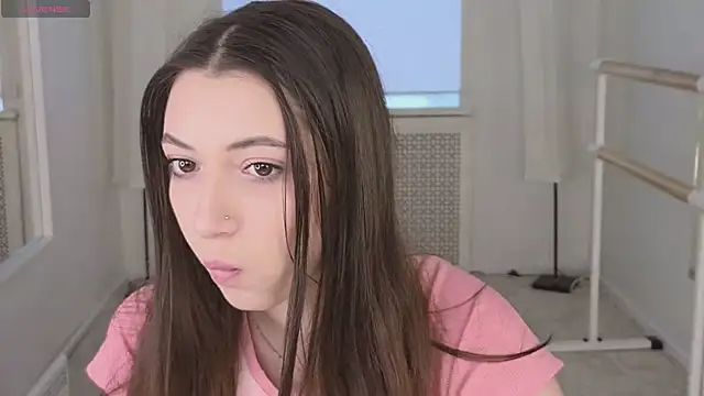 Snapshot of slow_flower chatting on 02.20.26 slow flower online show from 02.20.26