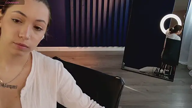 slow flower online show from 04.20.26