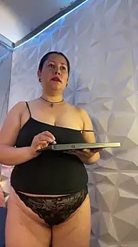 Marianasmitt online show from 10.27.25