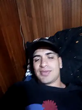 Snapshot of daniandr119 chatting on 11.02.25 daniandr119 online show from 11.02.25