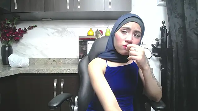 Neesha   online show from 11.24.25