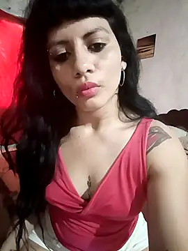 Snapshot of majito30 chatting on 11.28.25 majito30 online show from 11.28.25