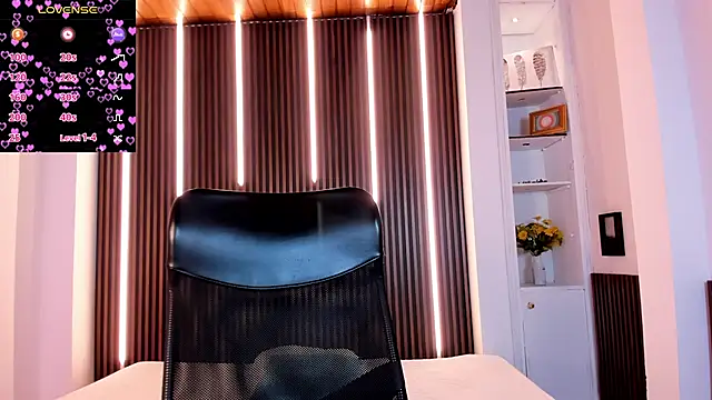 VenusCooper online show from 01.08.26