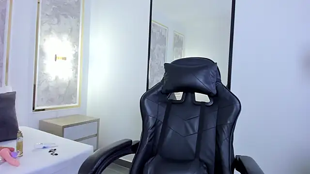 Snapshot of tabata69_ chatting on 12.03.25 tabata69 online show from 12.03.25