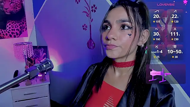 susi hot13 online show from 10.24.25