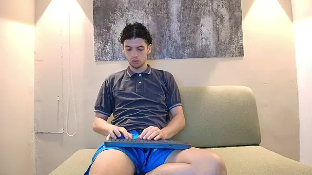 ISRAEL GRAY online show from 10.08.25
