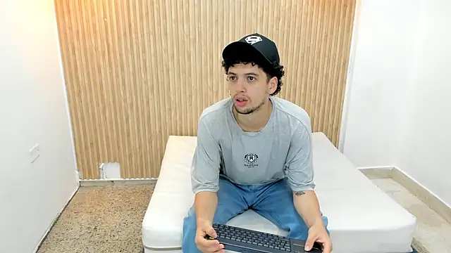 ISRAEL GRAY online show from 10.17.25