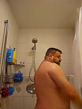 Roddog18 online show from 12.22.25