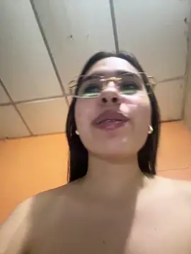 Snapshot of Brianna_bunny05 chatting on 06.21.26 Brianna bunny05 online show from 06.21.26