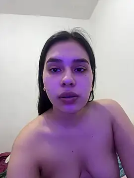 Snapshot of Brianna_bunny05 chatting on 06.26.26 Brianna bunny05 online show from 06.26.26