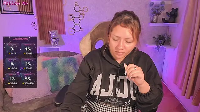 EvelynVega0 online show from 07.05.26