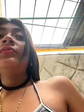 Snapshot of Sweed-virgin-pussy chatting on 11.03.25 Sweed-virgin-pussy online show from 11.03.25