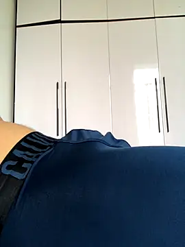 Snapshot of khonglongvong86 chatting on 10.07.25 khonglongvong86 online show from 10.07.25