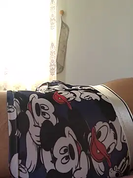 Snapshot of khonglongvong86 chatting on 12.17.25 khonglongvong86 online show from 12.17.25