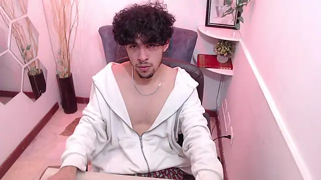 Liil boy online show from 11.26.25