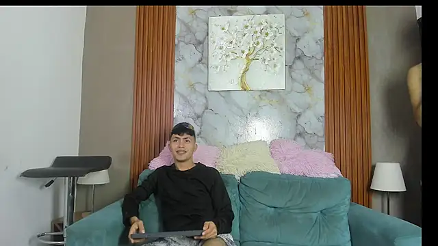 VERY HOT GUYS online show from 06.03.26