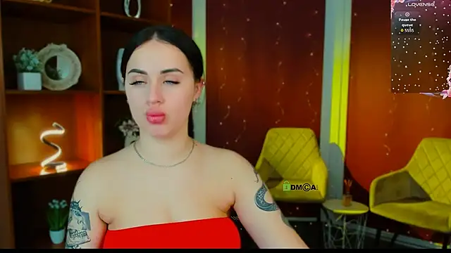 Snapshot of vivy_star1 chatting on 05.10.26 vivy star1 online show from 05.10.26