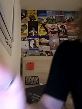 Fifi83Bell online show from 01.15.26