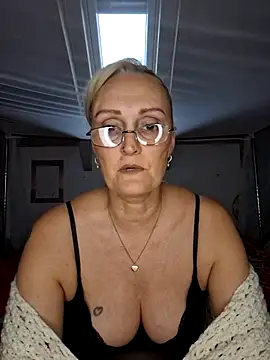 Jenny Blum online show from 11.19.25