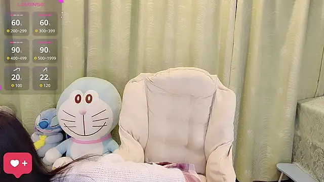 kindbee online show from 11.13.25