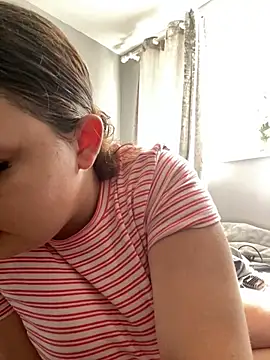 MadelineLeah online show from 07.08.26