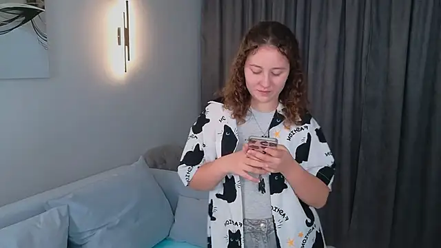 BrendaScot online show from 10.21.25