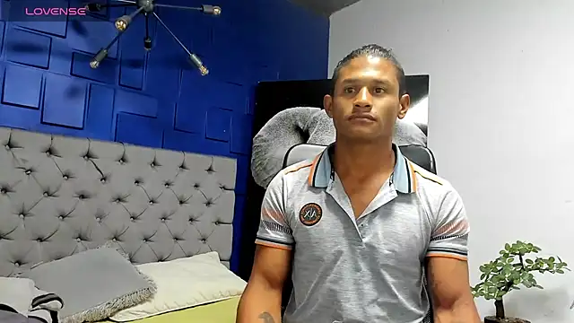 casike1 online show from 10.15.25