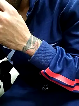 Cristian863 online show from 12.18.25