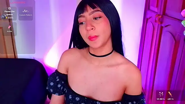 Snapshot of emma_web_ chatting on 10.11.25 emma web online show from 10.11.25