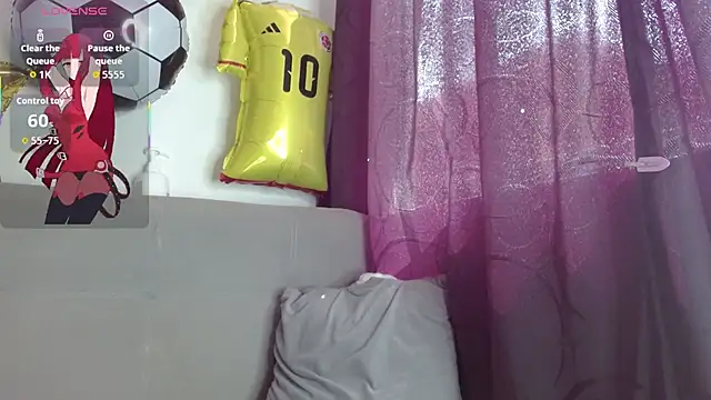 JuliethaFox online show from 06.30.26