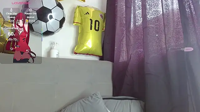 JuliethaFox online show from 07.02.26