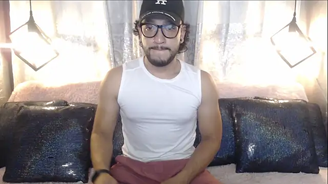 Snapshot of Ethan_w12 chatting on 10.22.25 Ethan w12 online show from 10.22.25