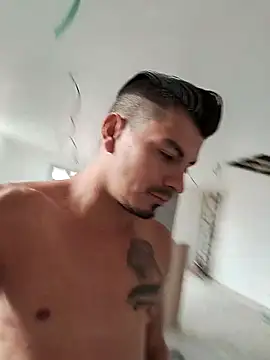 Snapshot of robergenesis chatting on 10.10.25 robergenesis online show from 10.10.25