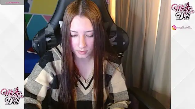 Mysticdoll69  online show from 10.02.25