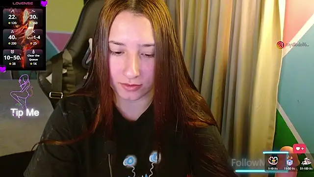 Mysticdoll69  online show from 10.18.25