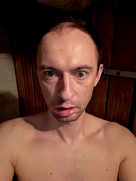 Snapshot of verykinkymaniac chatting on 03.26.26 verykinkymaniac online show from 03.26.26