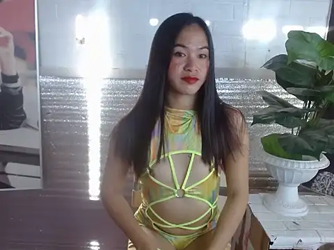 miss katty28 online show from 10.15.25