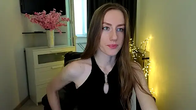 Snapshot of GoldenRose_ chatting on 03.03.26 GoldenRose online show from 03.03.26