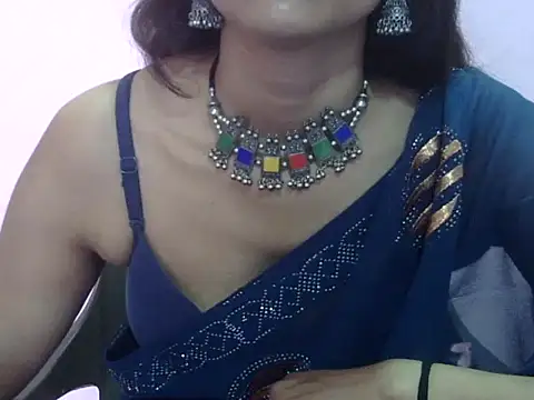 Laila Cute online show from 05.15.26