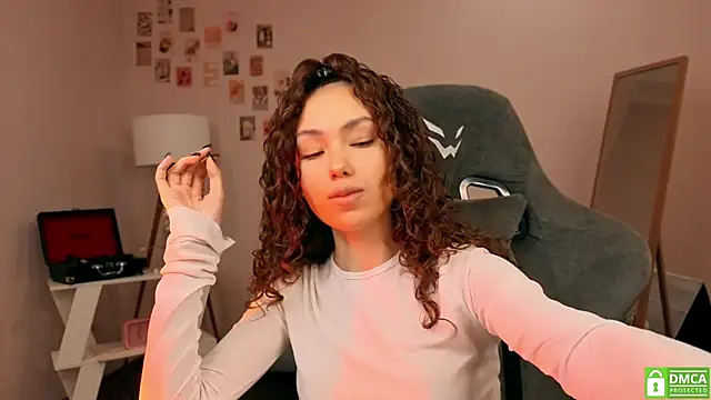 branchwithflowerss online show from 10.31.25