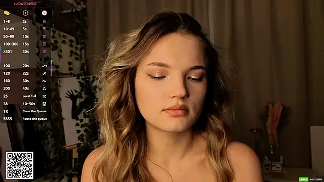 JulieLupo online show from 02.15.26