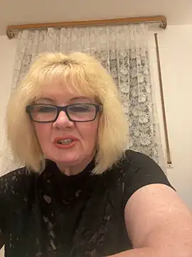 BoloshkaBlonda online show from 11.11.25