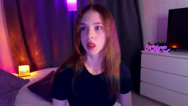 midnightMaya online show from 11.12.25