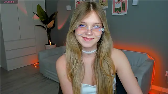 linakorvin online show from 12.14.25