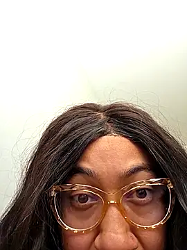 Snapshot of Adri-x chatting on 10.02.25 Adri-x online show from 10.02.25