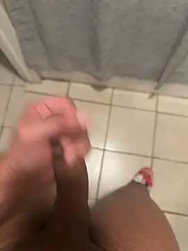 familia0210 online show from 10.29.25