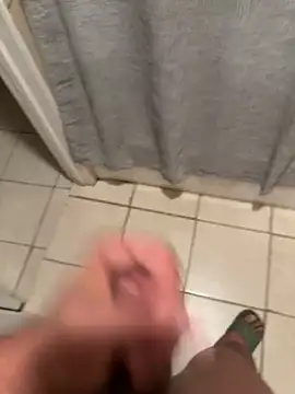 familia0210 online show from 11.29.25