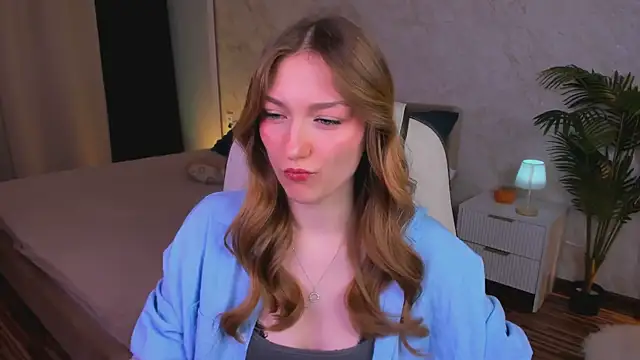 AngelAnabelle online show from 11.16.25